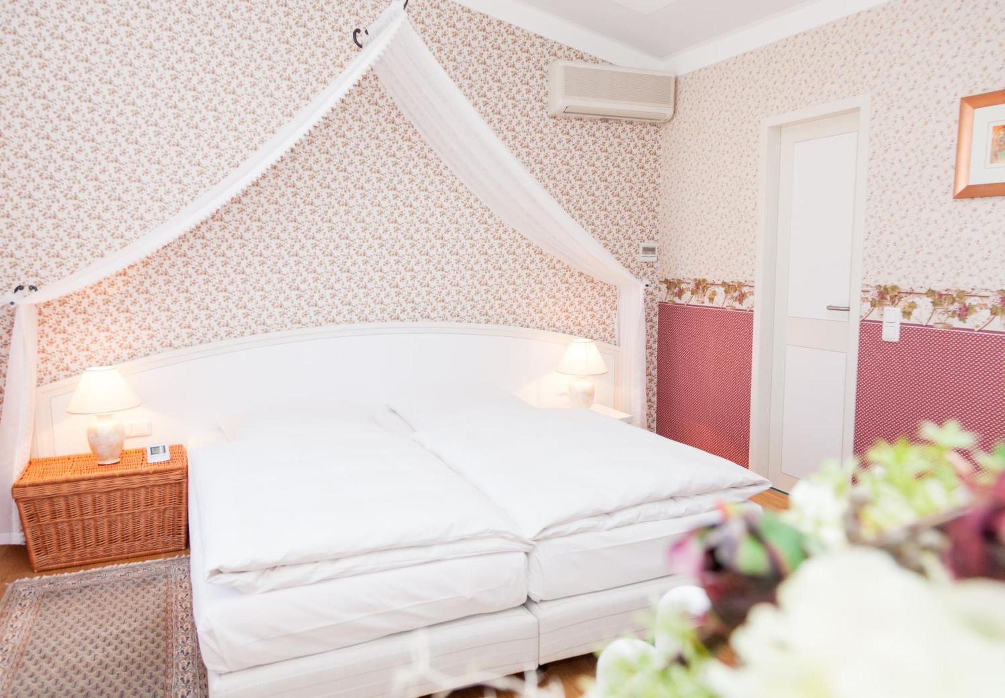 Hotel Seehof Leipzig Zwenkau